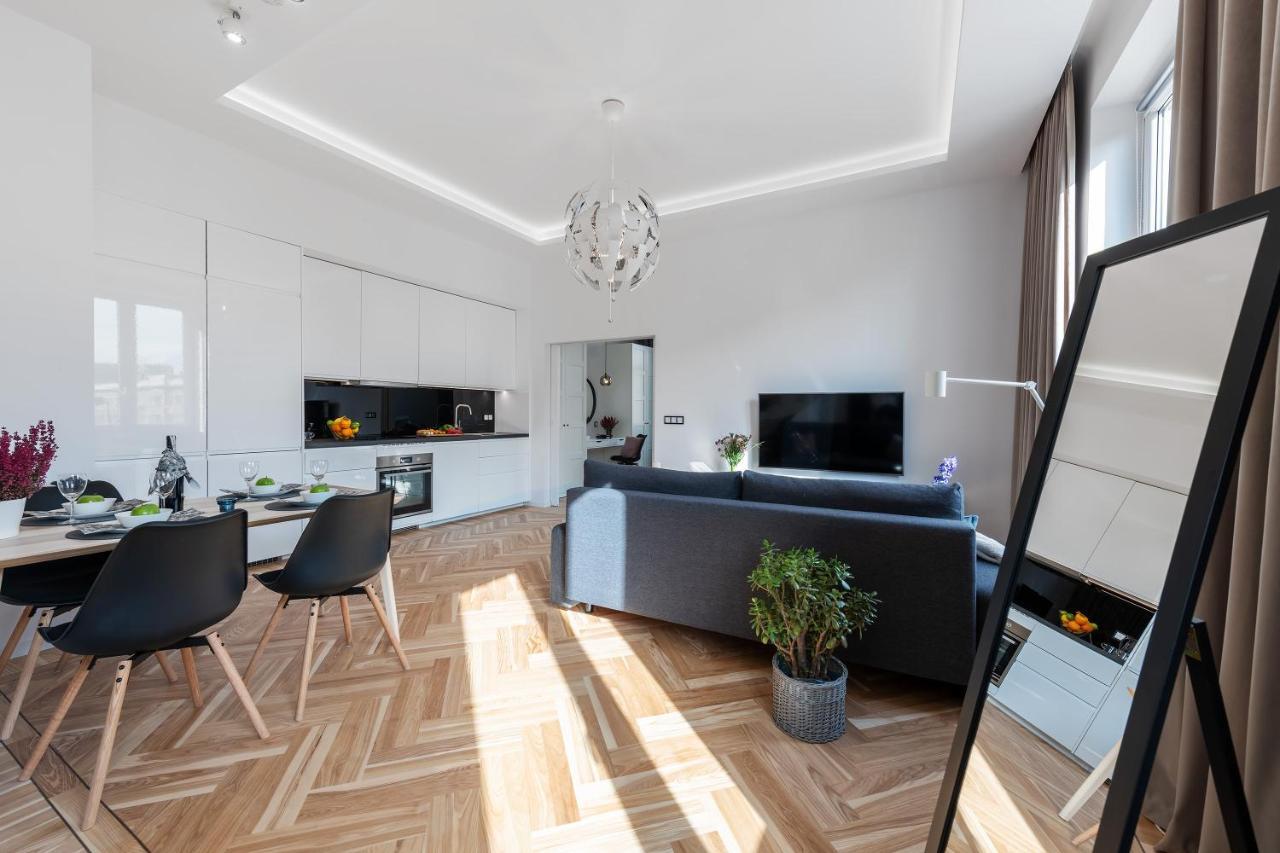 Marszalkowska Center Serviced Apartments Варшава Екстериор снимка